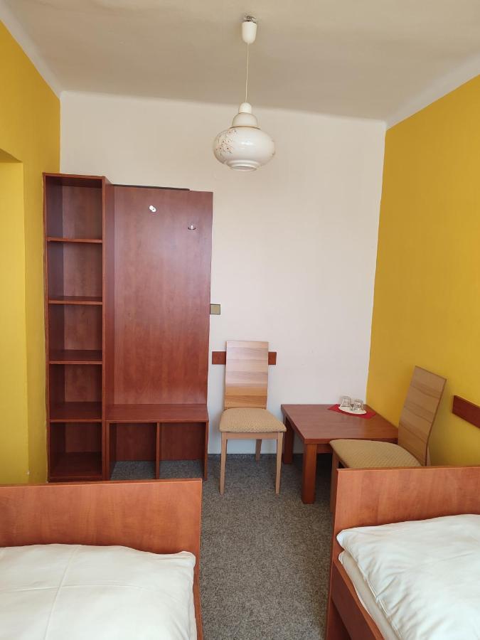 Best Hotel Garni Оломоуц Экстерьер фото